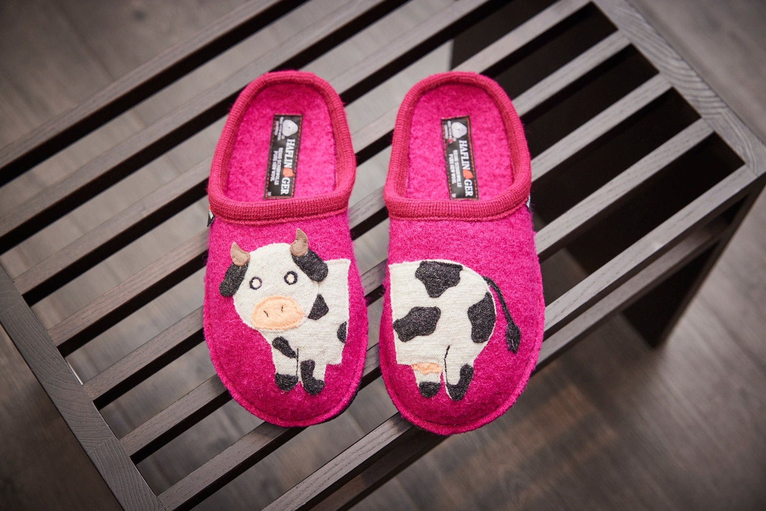 Pink wool slipper with cow motif by Haflinger